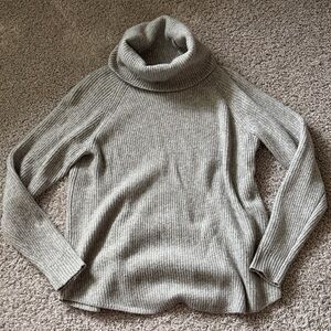 LOFT - grey turtleneck
